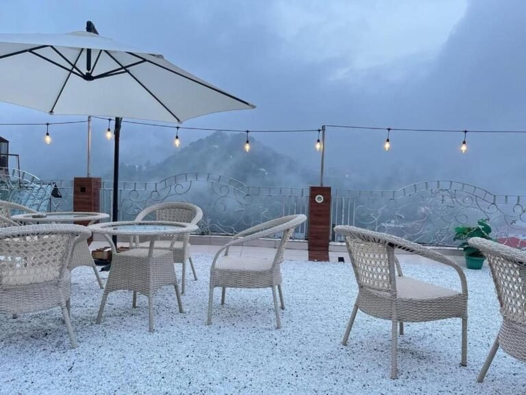 Read more about the article Discover Tranquility and Comfort at Bunkk Inn – A Leading Hotel in Mussoorie