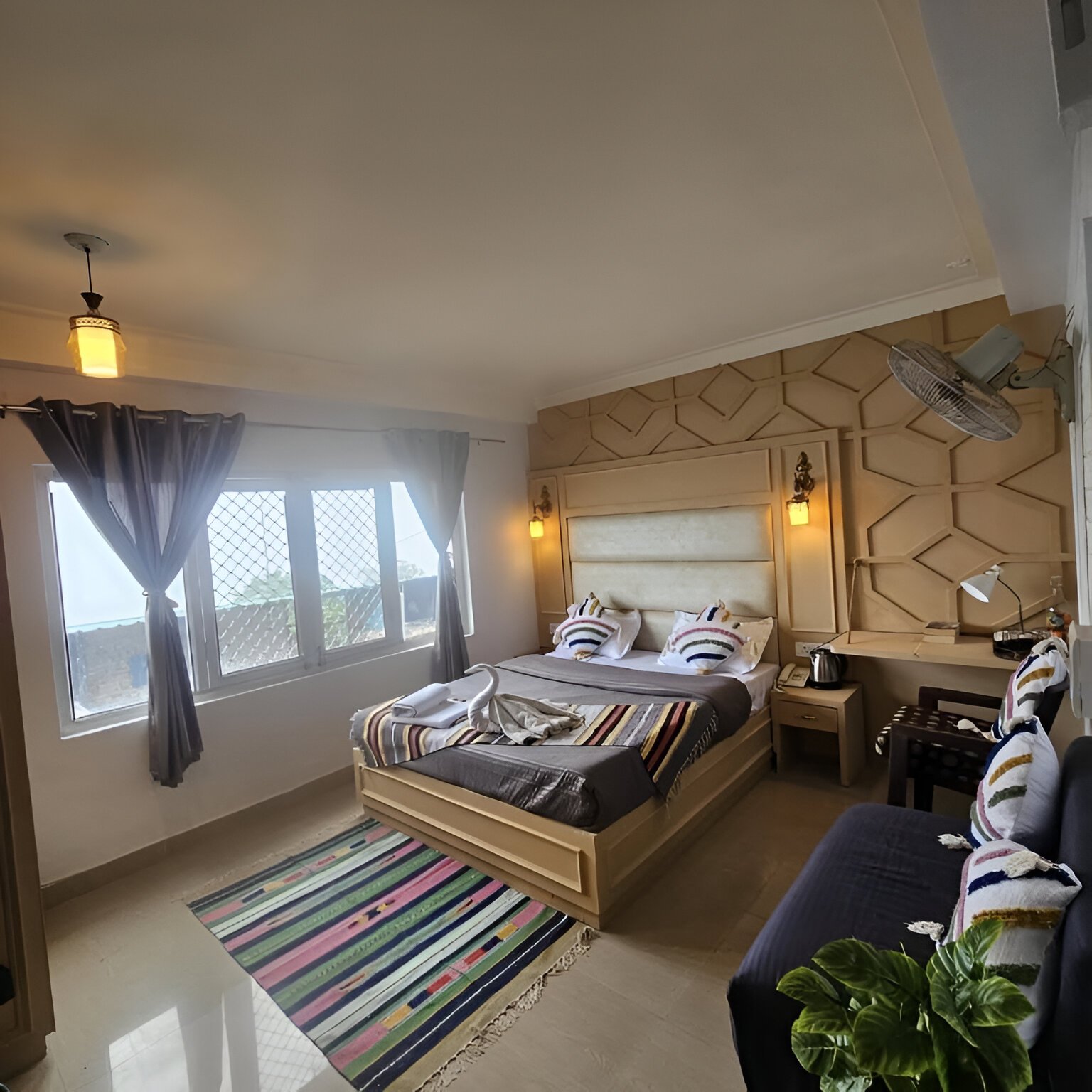 Read more about the article Solution to Customer’s Search for a Hotel in Mussoorie: Why Bunkk Inn Hotel & Restaurant is the Ideal Choice for Comfort, Convenience, and Value
