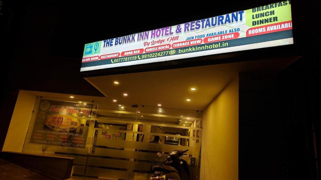 Read more about the article Rainy Season Getaways: Bunkk Inn – The Ideal Family Hotel Near Mall Road Mussoorie